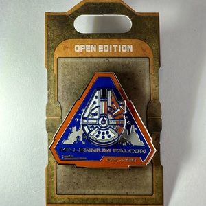 Disney StarWars Millenium Falcon Pin